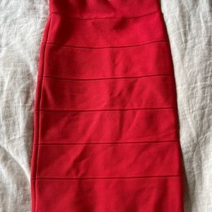 BCBG Body con pencil skirt in watermelon